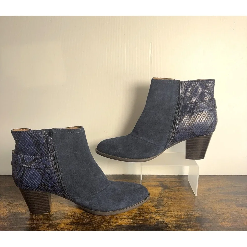 Vionic Naomi Snake‎ Suede Boots Womens Sz 9.5W Blue Side Zip Buckle Classic